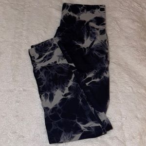 Scrunch Butt Size Medium Workout Leggings